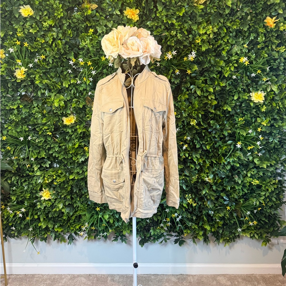 Express Lightweight Women's Utility Jacket - Beige